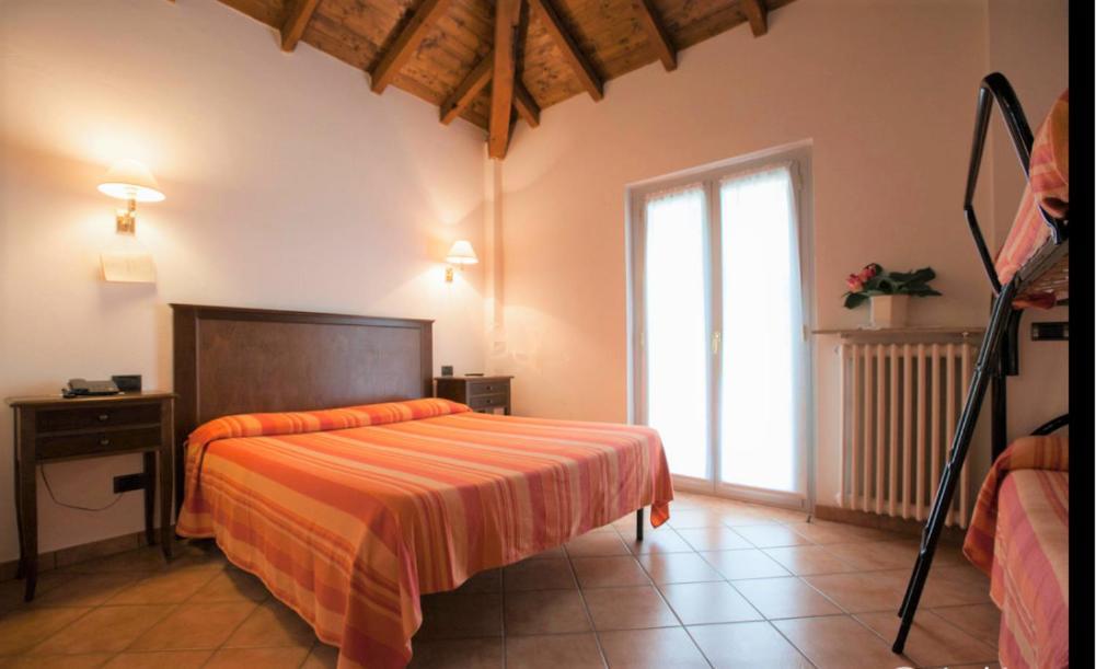La Hotel 2*
