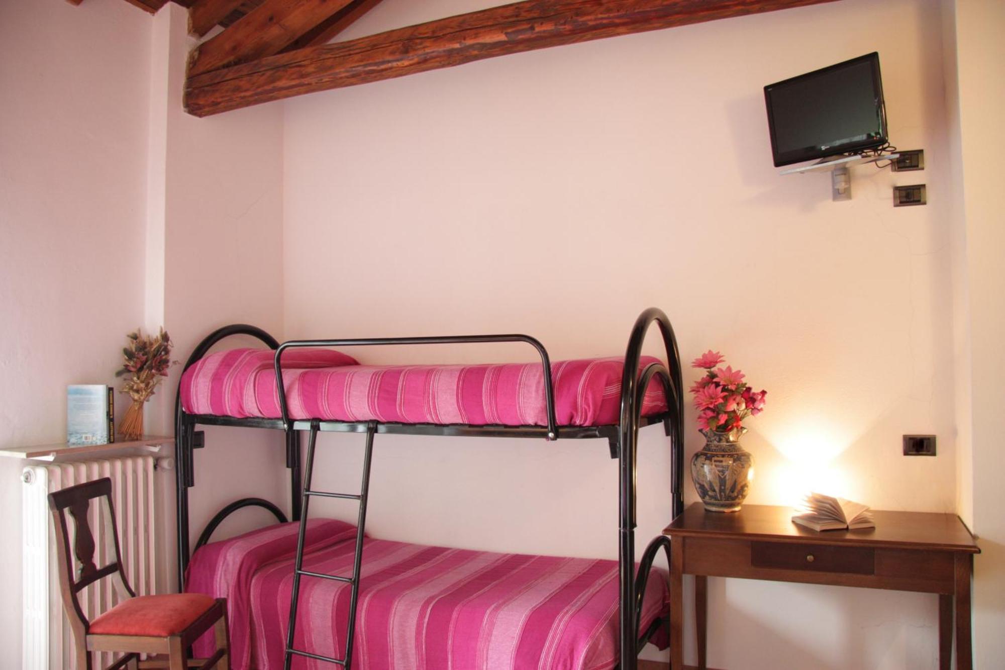 La Locanda Hotel 2*